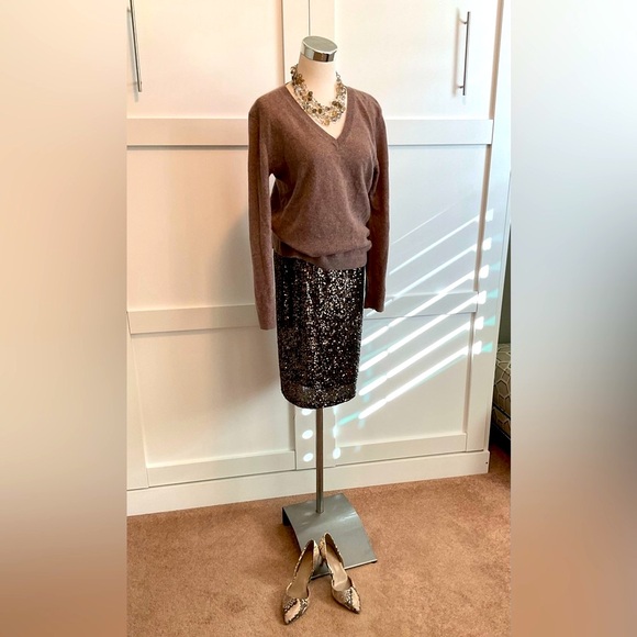 Cable & Gage sequined skirt NWT - Picture 2 of 4